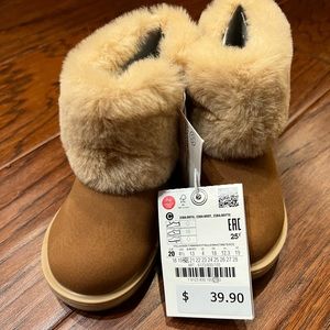 Brand new boots from zara